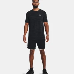 Under Armour Men's Seamless Wave Short Sleeve T-Shirt Black / Mod Grey -Canterbury Shop v5 1373726 001 fsf